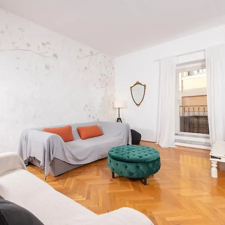 Fontana Di Trevi Modern Apartment Rome