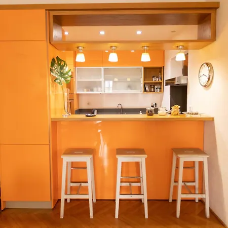 Fontana Di Trevi Modern דירה *