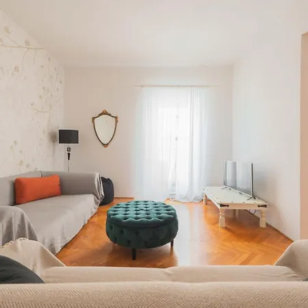 Fontana Di Trevi Modern דירה רומא