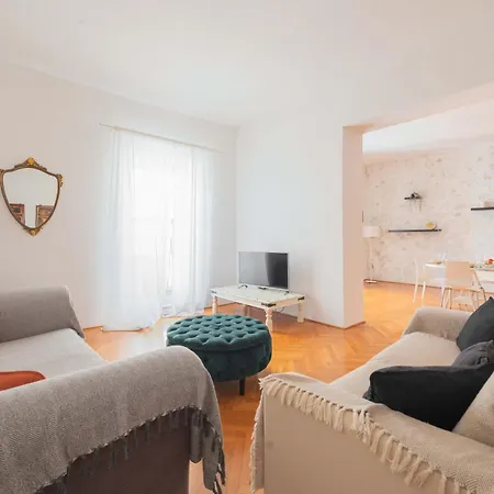 Fontana Di Trevi Modern דירה רומא