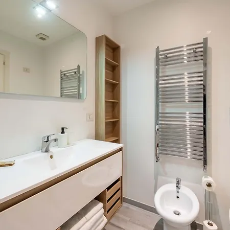 Fontana Di Trevi Modern רומא